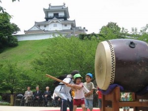 時の記念日太鼓打ち鳴らし式 時の記念日太鼓打ち鳴らし式